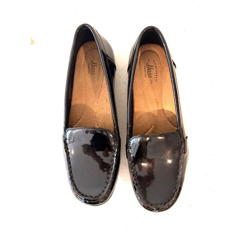 G.H. Bass & Co. Black Patent Slip-On Loafer Flats Womens Size 6M Round Toe